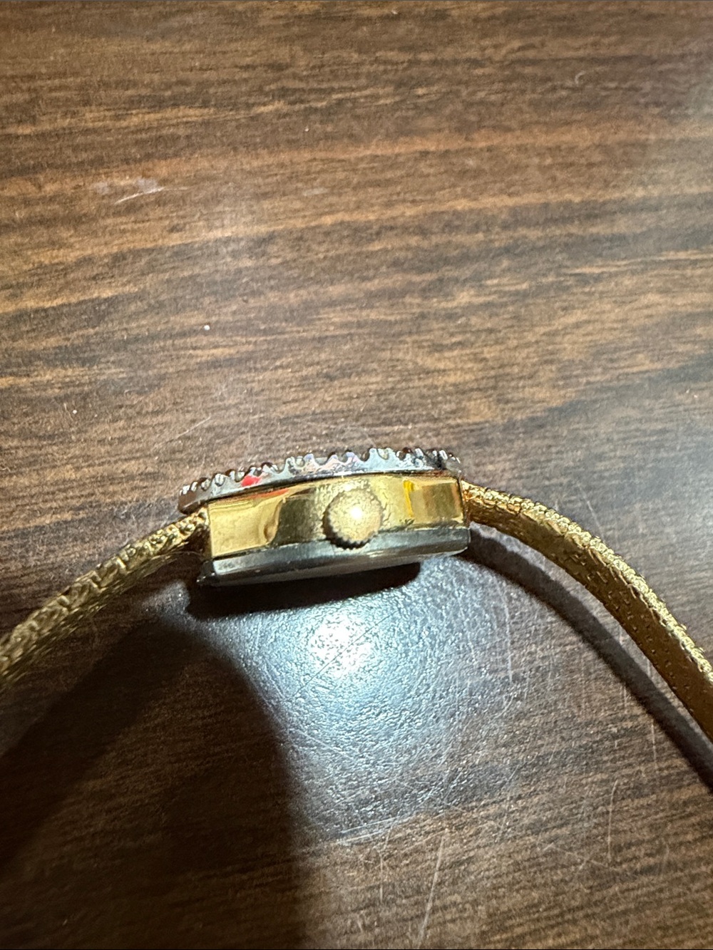 Gruen Women's Gold Bracelet Watch IN ORIGINAL BOX - Picture 8 of 8